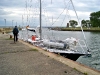 Vorschiff mit Rollgenua, Fock und Schlauchboot.